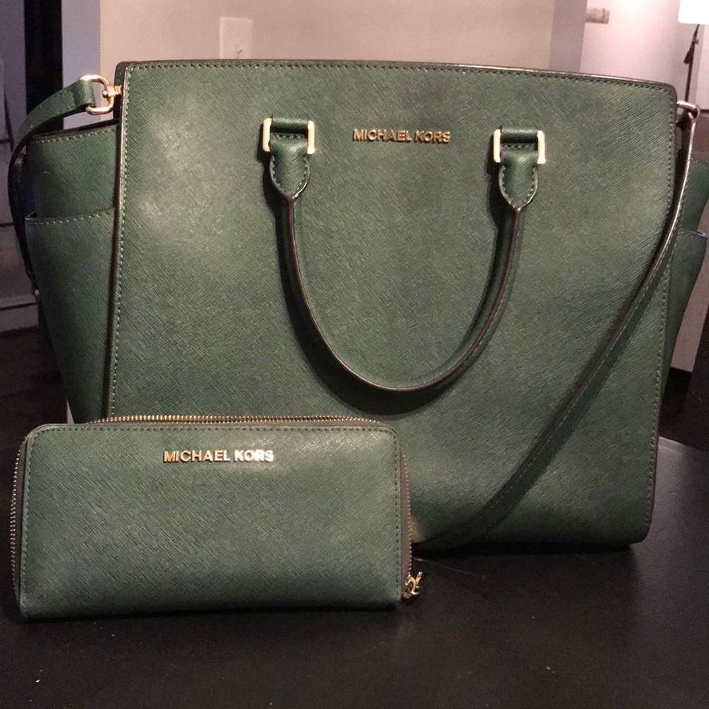 Selma Medium Top Zip Satchel + matching wallet